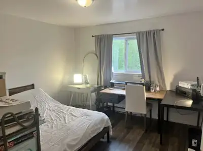 Cession de bail! (Chambre à louer dans un 4 1/2) Je quitte mon appartement pour emménager dans mon c...