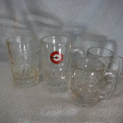 4 vintage A&W glasses 1 acl label 3 embossed all perfect condition, no chips crack fading streaking,...