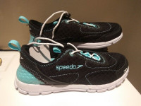 Brand New Speedo Hybrid WaterCross Running Shoes - Ladies Size 6
