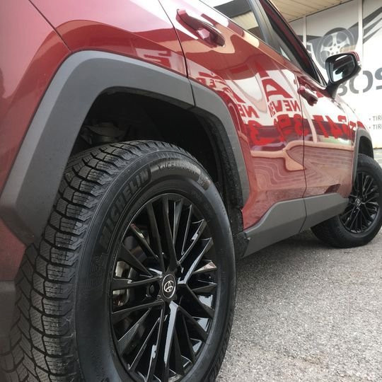 Toyota Rav4 replica rims for sale : 17" gloss black OE / TL2 in Tires & Rims in City of Toronto