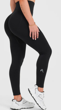 BNWT Oner Active Effortless Seamless Leggings SZ M