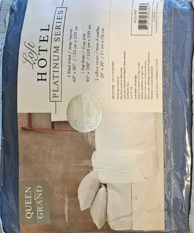 Brand New Loft Hotel Platinum Queen Sheet Set - Blue, View more