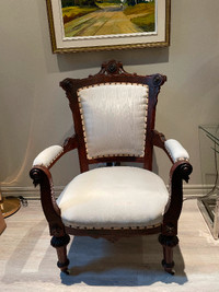 Fauteuil antique