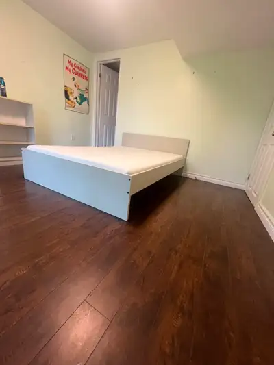 One bedroom with bathroom near University of Toronto Mississauga