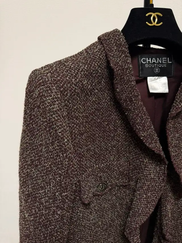 Chanel Vintage jacket 62864362964995123