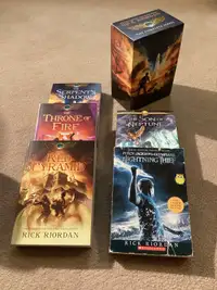 Rick Riordan - box set Kane Chronicles + Percy Jackson books 1&2