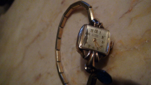 cyma tavannes lady watch in Jewellery & Watches in Laval / North Shore
