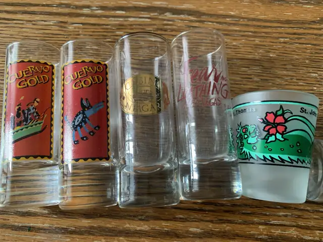 shot glasses in Arts & Collectibles in Kitchener / Waterloo - Image 3