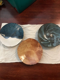 Large platter/bowl