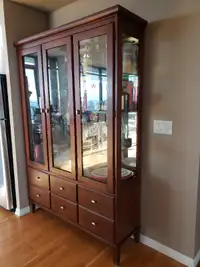 Ethan Allen Maple Wood and Glass 3-Door Display Cabinet (OBO)