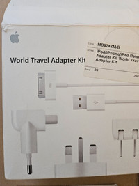 Apple World Traveller Plug Adapter kit