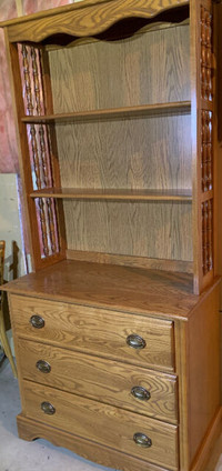 Vintage 3 drawer dresser with detach. hutch