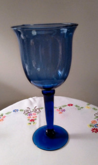 Vintage Large Cobalt Blue Glasses x4