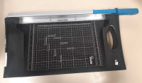 PAPER CUTTER ROYAL DC20
