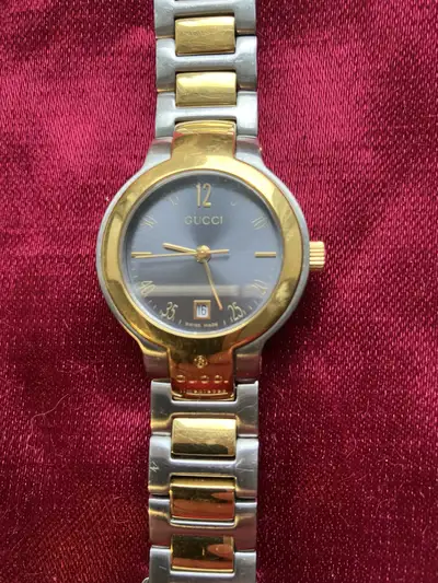 Montre GUCCI femme, View more