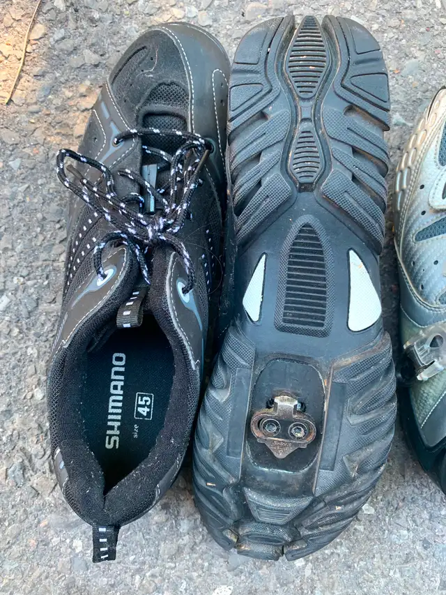 MTB and road shoes, pedals, like new waterproof back bag62863284448897123