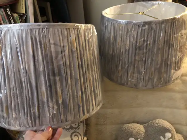 lamp shades in Indoor Lighting & Fans in Oshawa / Durham Region - Image 3