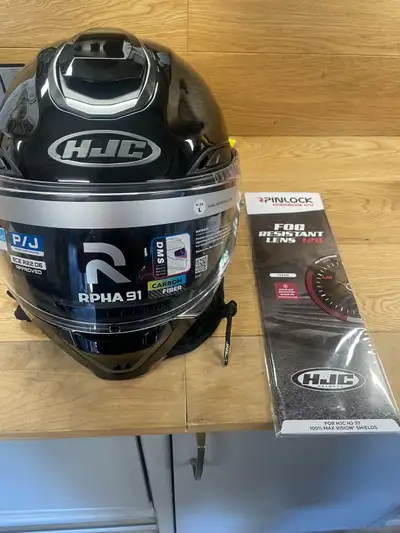 Purchased from champion helmets. Too small. Size Large. Comes with pinlock. $1000