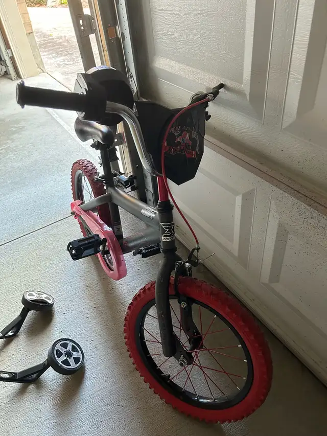 Hot Wheels Childs Bike with Training wheels in Kids in London - Image 2
