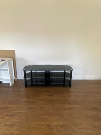 TV Stand - 49.5’/125cm - solid condition