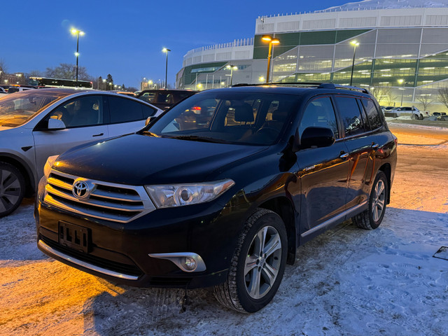 2012 Toyota Highlander Limited (NO ACCIDENTS) in Cars & Trucks in Regina - Image 2