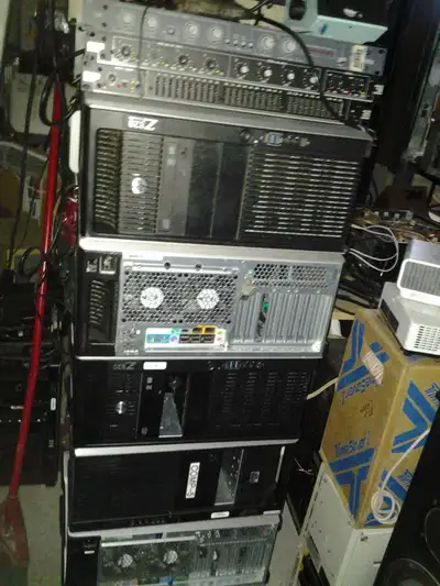 hp z820  professional workstation 2 x e5-2640  12 cores ! 64 gig, View more