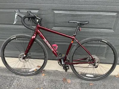 Salsa Journeyman Claris 700c – Road & Gravel Bike, Size 54, View more