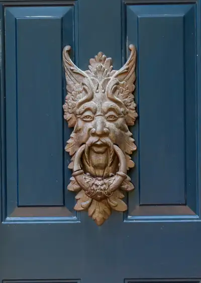 MAN DOOR KNOCKER 20 INCHES CAST IRON ENTRY WAY HOME OFFICE DECOR, View more