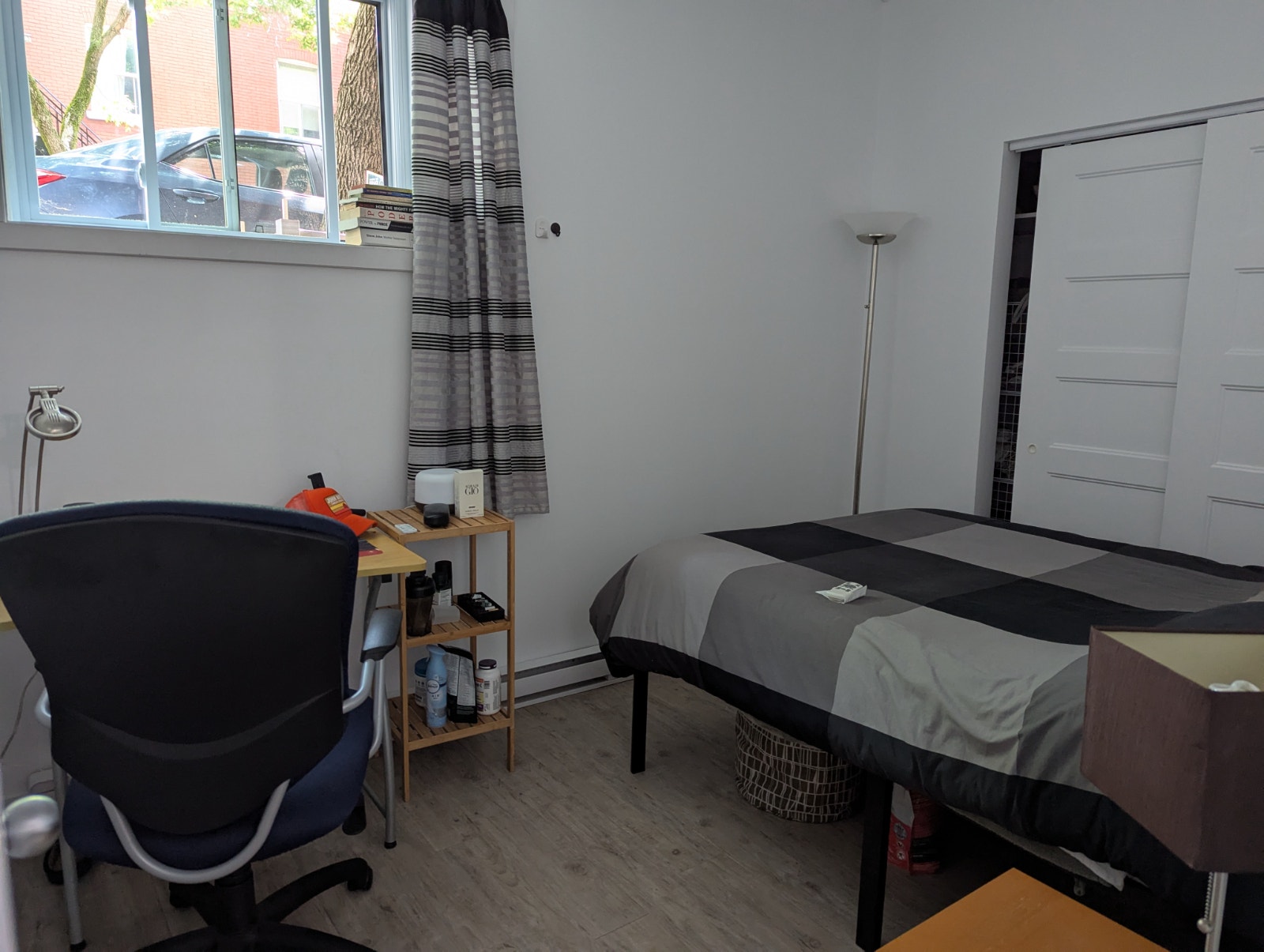 COLOCATION - 830$ TOUT INCLUS - MÉTRO FRONTENAC — photo 3