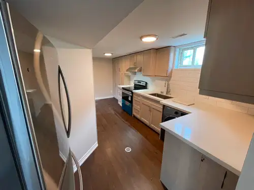 2 Bed, 1 Bath Basement Apartment – West End Guelph – $1850/month Bright and spacious 2-bedroom, 1-ba...