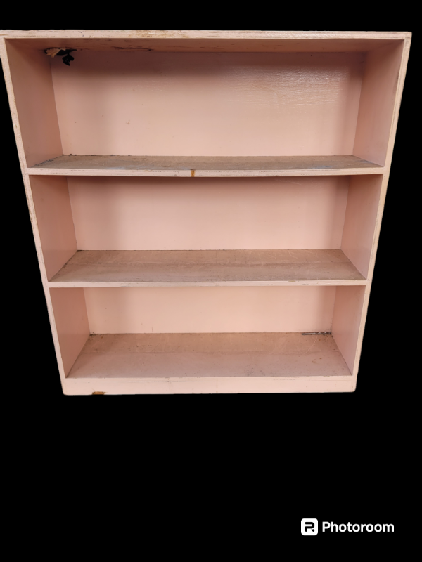 Small vintage bookcase. I deliver! in Bookcases & Shelving Units in St. Albert - Image 2
