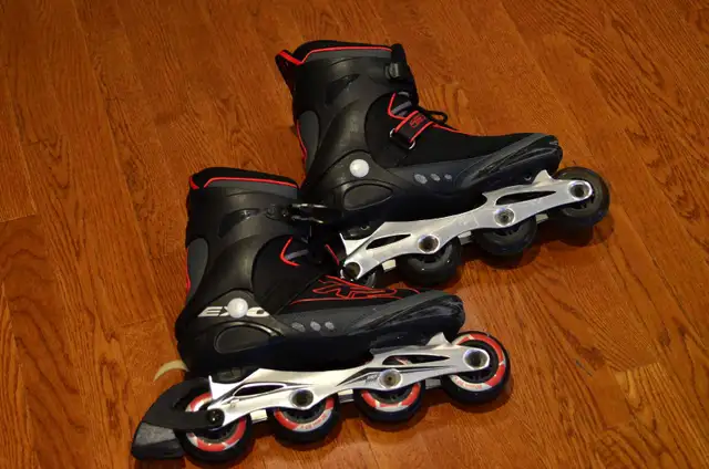 roller skate in Skates & Blades in Markham / York Region - Image 2