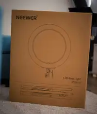 Neewer 18" Ring Light (Like-New)