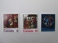 697 698 699 Mint Canadian Christmas Postage Stamps Noel