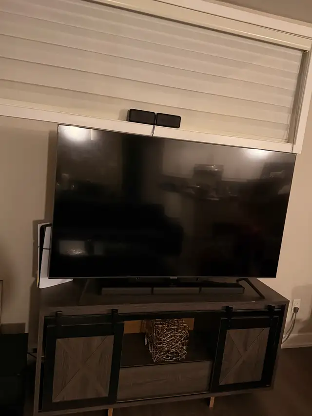 Samsung 65" QLED 4K Smart TV (QN65Q60TAF) - Like New in TVs in Ottawa - Image 9