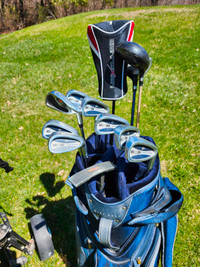 Beautiful Men's Right 12 Piece Set Dunlop Golf Clubs Bag Cart