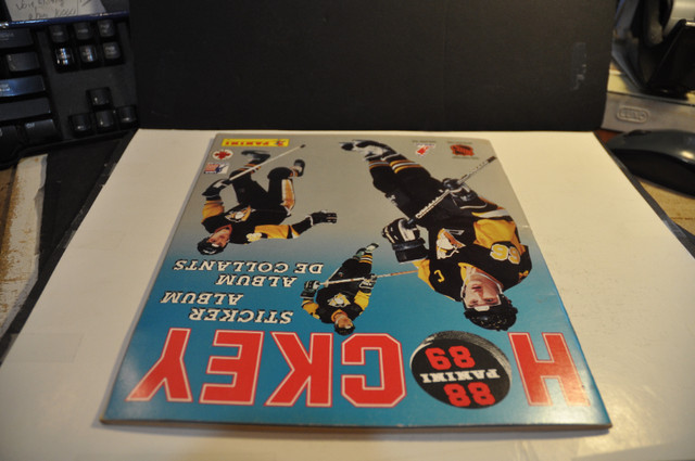 Hockey nhl collectible Sticker Album Panini 1988-1989 new empty dans Art et objets de collection  à Victoriaville - Image 3