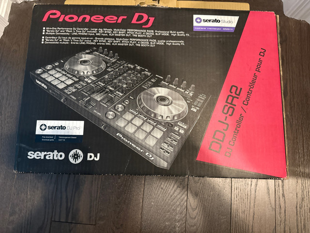PERFECT CONDITION DDJ SR2 WITH EXTENDED WARRANTY in Performance & DJ Equipment in Markham / York Region - Image 3