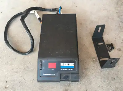 Reese electronic trailer brake controller in good condition