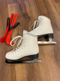 Cameo by Jackson Junior Figure Skates - Size 1