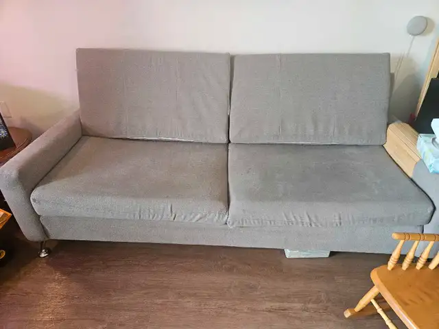 Grey Couch in Couches & Futons in City of Halifax - Image 3