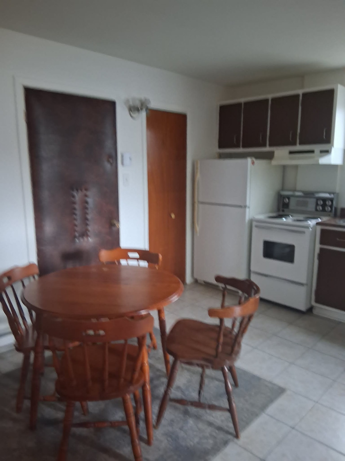 3.5 à louer à Drummondville. Tout inclus. Près de tout. — photo 3