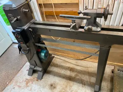 Wood Lathe - Professional grade, View more