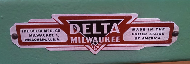 Vintage Delta Milwaukee 24 in. Scroll Saw in Power Tools in Belleville - Image 3