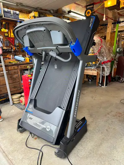 !Tapis roulant ÉTAT NEUF à vendre!, View more