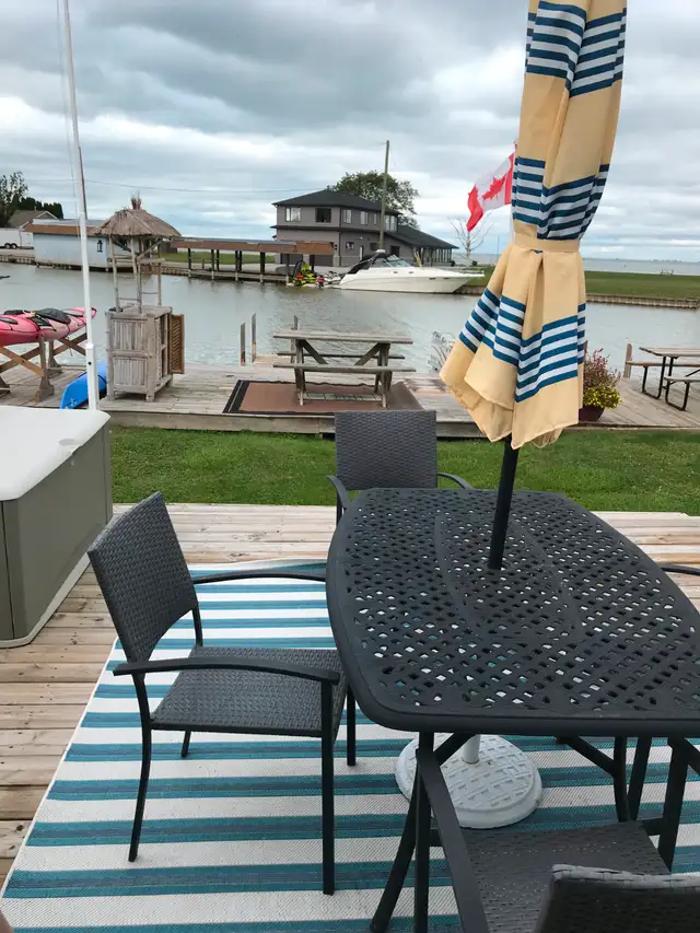 Lake St.Clair-Lighthouse Cove, Ontario- Bugsy's Cottage Rental in Ontario in Canada - Image 9