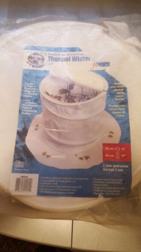 Mr. Tweed Thermal Winter Barrier for Roses 15"D x 16"H