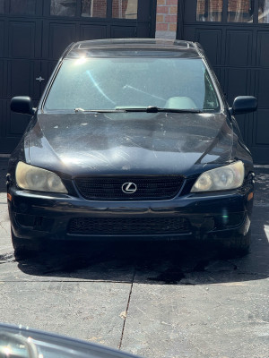 2001 Lexus IS