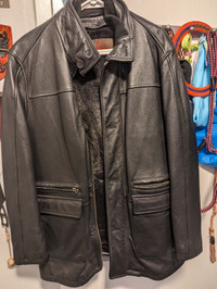 Brand New Danier 3/4 Fur lined Leather Jacket M