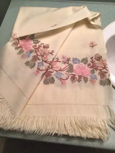vintage Pashmina scarves from India, View more